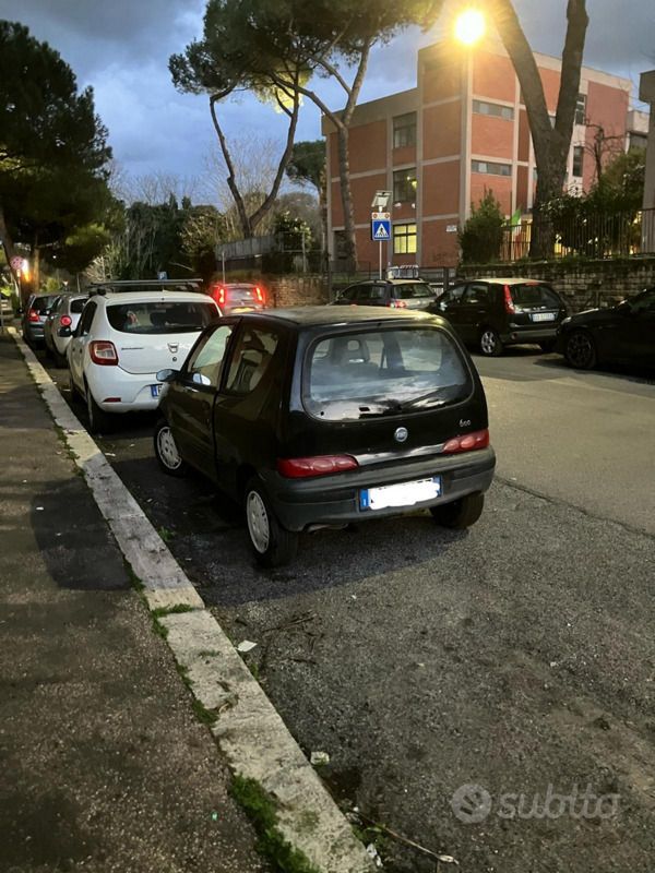 Usata Fiat 600 54 CV (39 kW) 2008 Nero Utilitaria