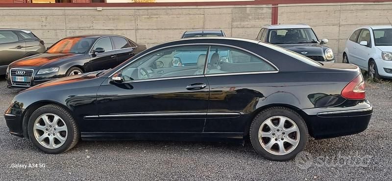 Usata Mercedes CLK270 Avantgarde 169 CV (124 kW) 2004 Nero Coupé