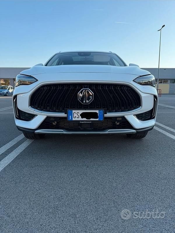 Usata MG HS Luxury 163 CV (119 kW) 2024 Bianco SUV
