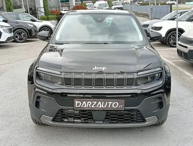 Nuova Jeep Avenger Longitude 101 CV (74 kW) 2026 Nero volcano pastello SUV