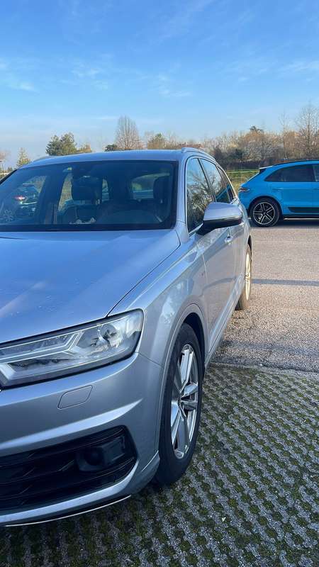 Usato 2017 Audi Q7 3.0 Diesel 218 CV (35.500 €)