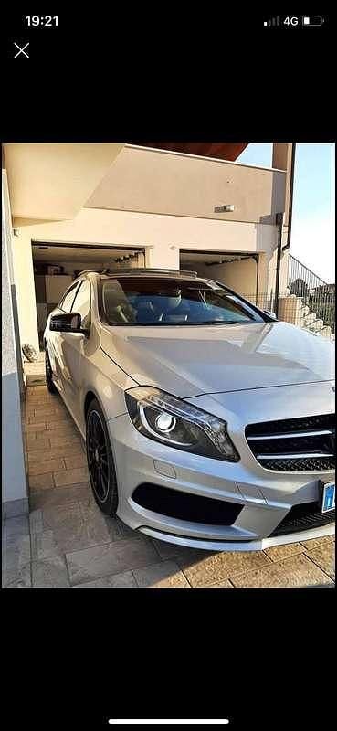 Usata Mercedes A180 Edition 109 CV (80 kW) 2015 Berlina