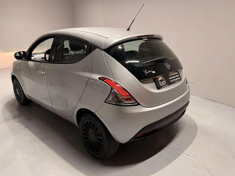 Usata Lancia Ypsilon 69 CV (50 kW) 2015 Other Utilitaria