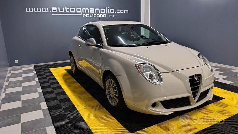 Usata Alfa Romeo MiTo Distinctive 85 CV (62 kW) 2013 Beige Utilitaria