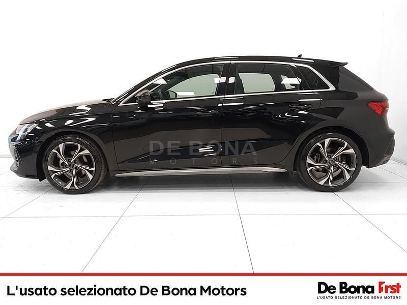 Usata Audi A3 S-Line 150 CV (110 kW) 2024 Nero metallizzato Berlina