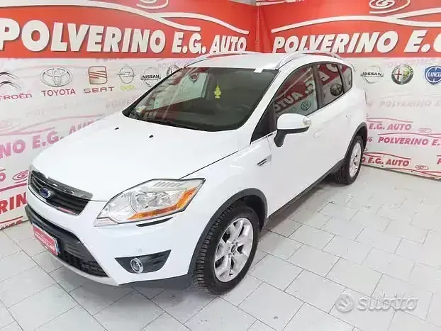 Usata Ford Kuga 163 CV (119 kW) 2012 Bianco SUV