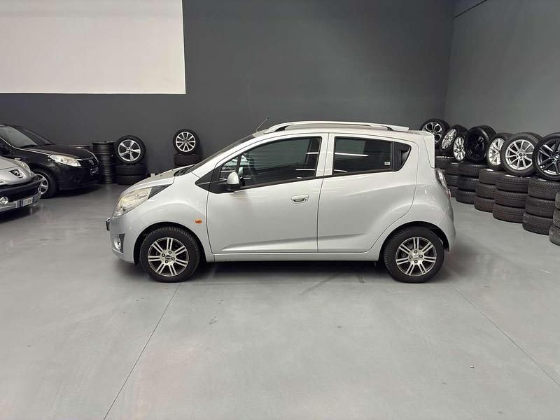 Usata Chevrolet Spark LS 68 CV (50 kW) 2010 Argento Utilitaria