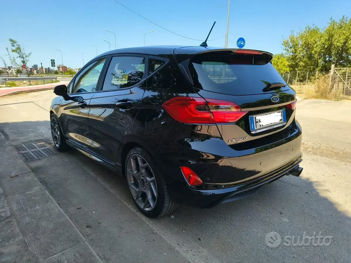 Usata Ford Fiesta ST-Line 86 CV (63 kW) 2018 Utilitaria