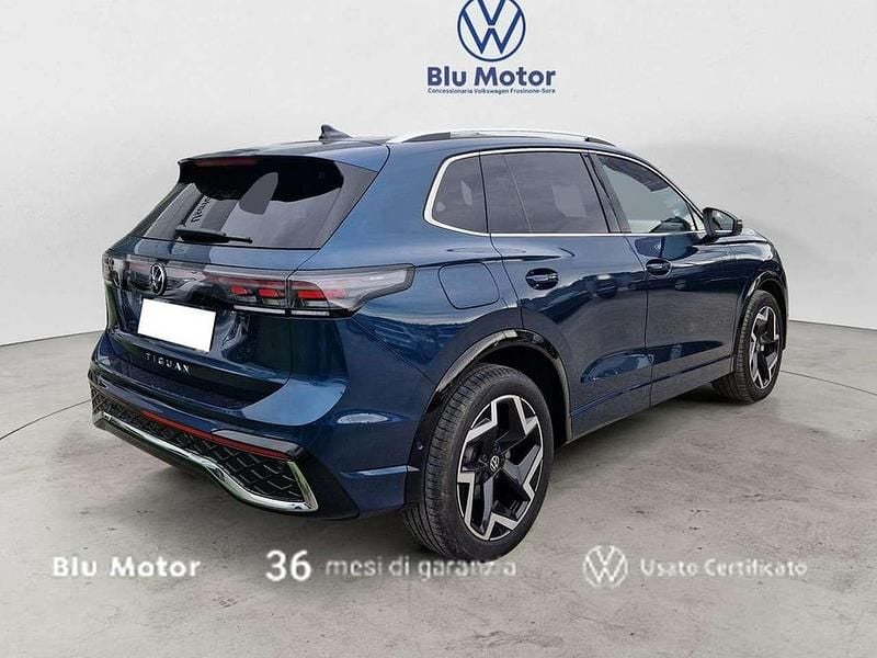 Usata VW Tiguan R-line 150 CV (110 kW) 2025 Nightshade blue metallizzato SUV