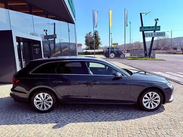 Usata Audi A4 Sport 150 CV (110 kW) 2022 Grigio Station wagon