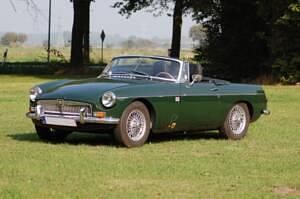 Usata MG B 96 CV (70 kW) 1969 Verde Cabrio