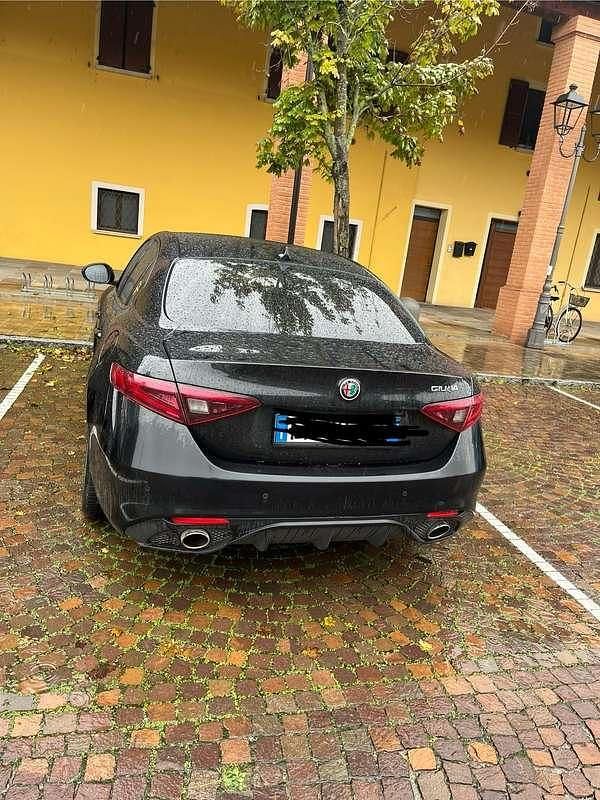 Usata Alfa Romeo Giulia Business 150 CV (110 kW) 2018 Nero Berlina