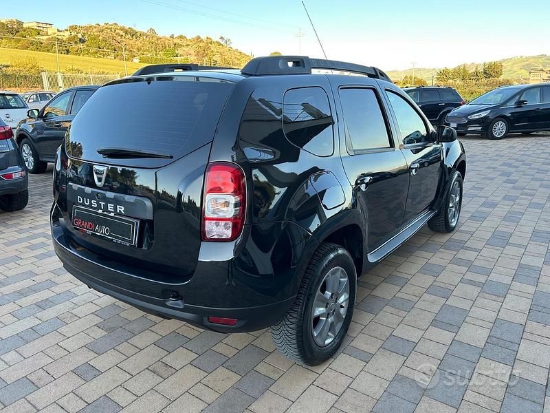 Usata Dacia Duster Urban Explorer 110 CV (80 kW) 2016 Nero SUV