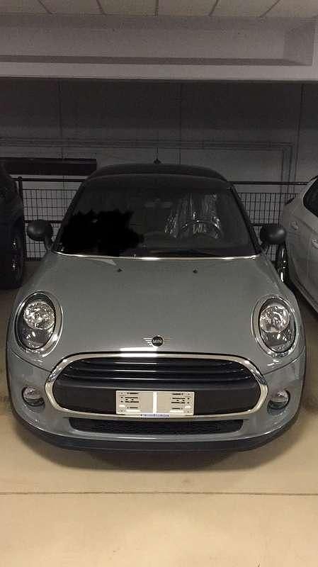 Begagnad Mini One D 95 HK (69 kW) 2019 Grå Halvkombi