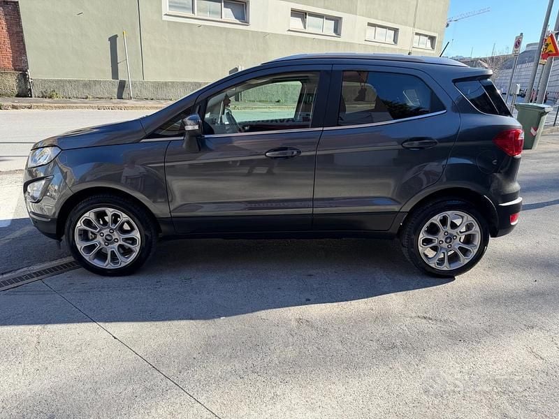 Usata Ford Ecosport Sport 125 CV (91 kW) 2020 Grigio SUV