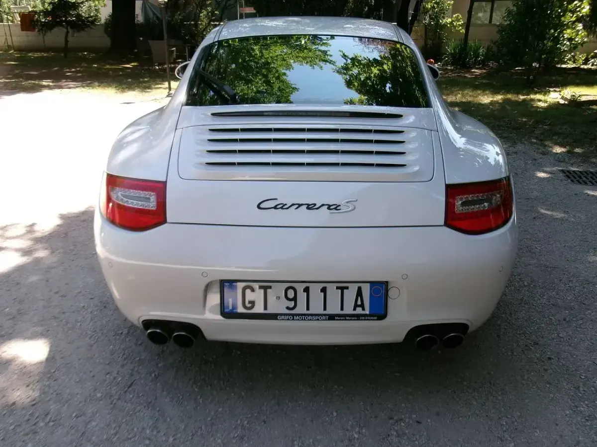 Usata Porsche 997 385 CV (283 kW) 2008 Bianco Coupé