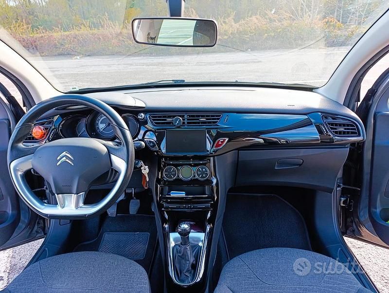 Usata Citroën C3 111 CV (81 kW) 2016 Grigio Berlina