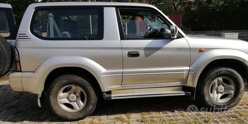 Usata Toyota Land Cruiser 2000 Grigio SUV