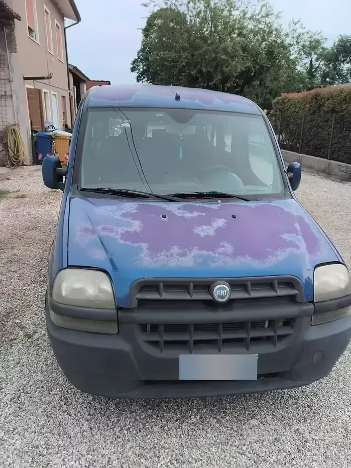 Usata Fiat Doblò 101 CV (74 kW) 2002 Bluazzurro Monovolume