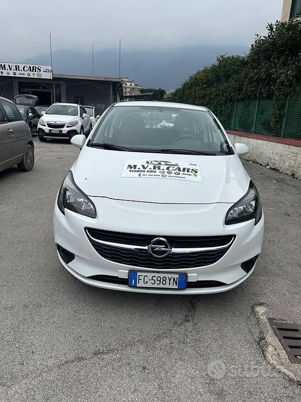 Usata Opel Corsa Innovation 69 CV (50 kW) 2017 Bianco Utilitaria