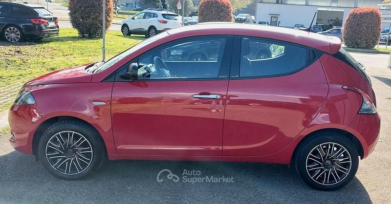 Usata Lancia Ypsilon 69 CV (50 kW) 2022 Utilitaria