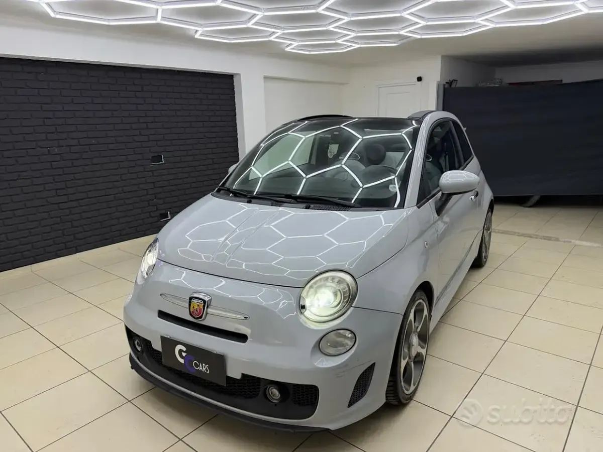 Usata Abarth 500C 140 CV (102 kW) 2012 Grigio Cabrio