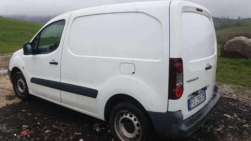 Usata Peugeot TePee Active 99 CV (72 kW) 2018 Bianco Furgone