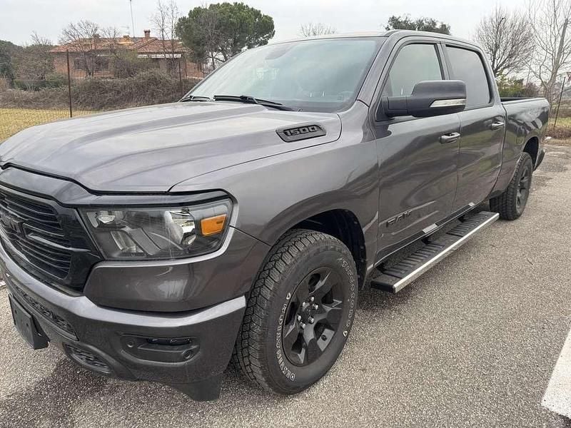 Usata Dodge Ram 264 CV (194 kW) 2022 Grigio Pick-up