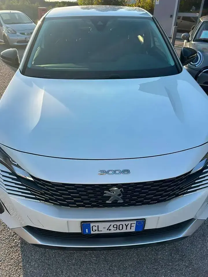 Usata Peugeot 3008 Allure 131 CV (96 kW) 2022 Bianco SUV