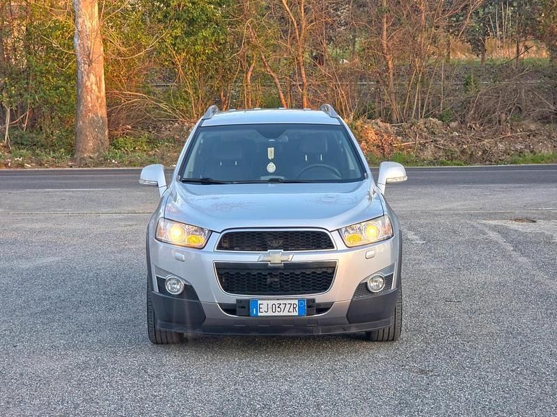 Usata Chevrolet Captiva LTZ 184 CV (135 kW) 2011 Argento SUV