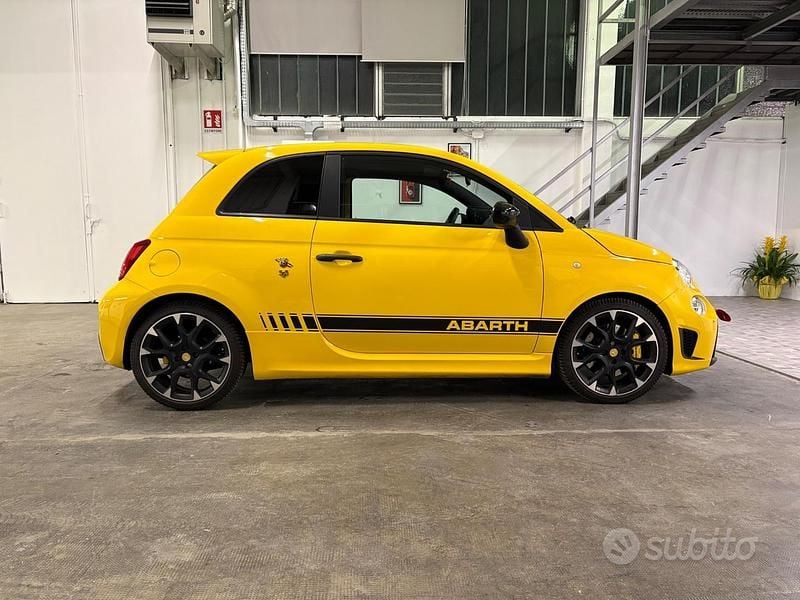 Usata Abarth 595 Competizione 180 CV (132 kW) 2017 Giallo Berlina