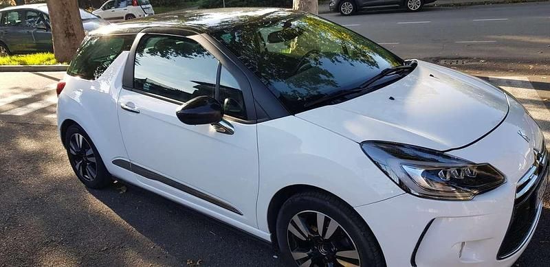 Usata DS Automobiles DS3 So Chic 82 CV (60 kW) 2015 Bianco Berlina