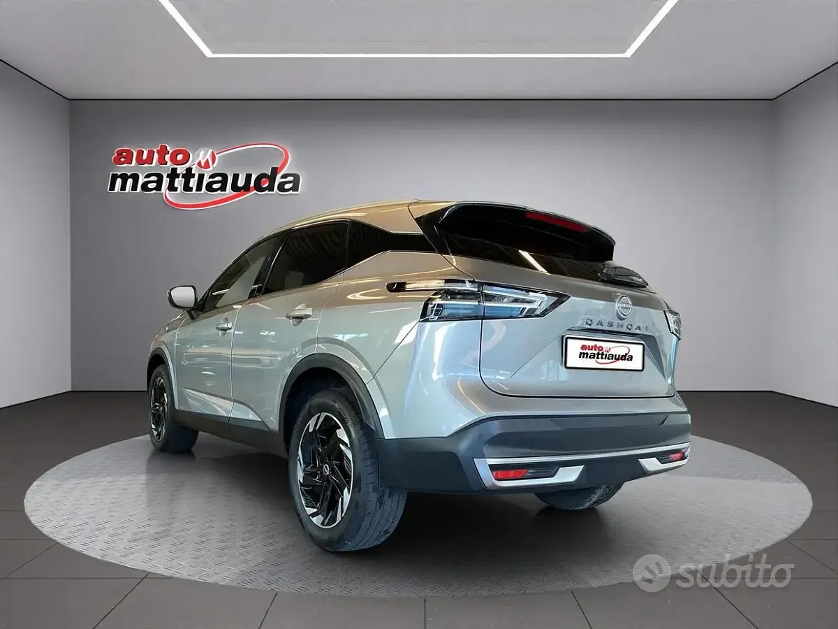 Usata Nissan Qashqai N-Connecta 140 CV (102 kW) 2025 Grigio SUV