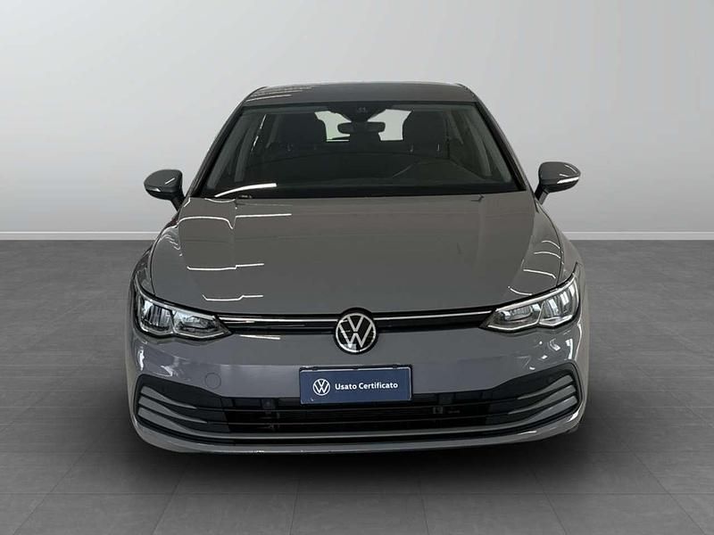 Usata VW Golf VIII Life 116 CV (85 kW) 2022 Moonstone grey Berlina
