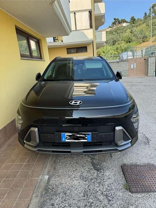 Usata 2025 Hyundai Kona SUV | 25.000 € (Super prezzo) - Immagine 1/3