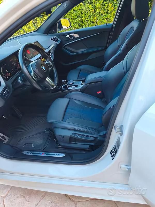 Usata BMW 120 M Sport 190 CV (139 kW) 2023 Bianco Utilitaria