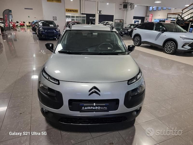 Argento Usata 2017 Citroën C4 Cactus Shine Due volumi | 7900 € (Buon prezzo) - Immagine 1/4