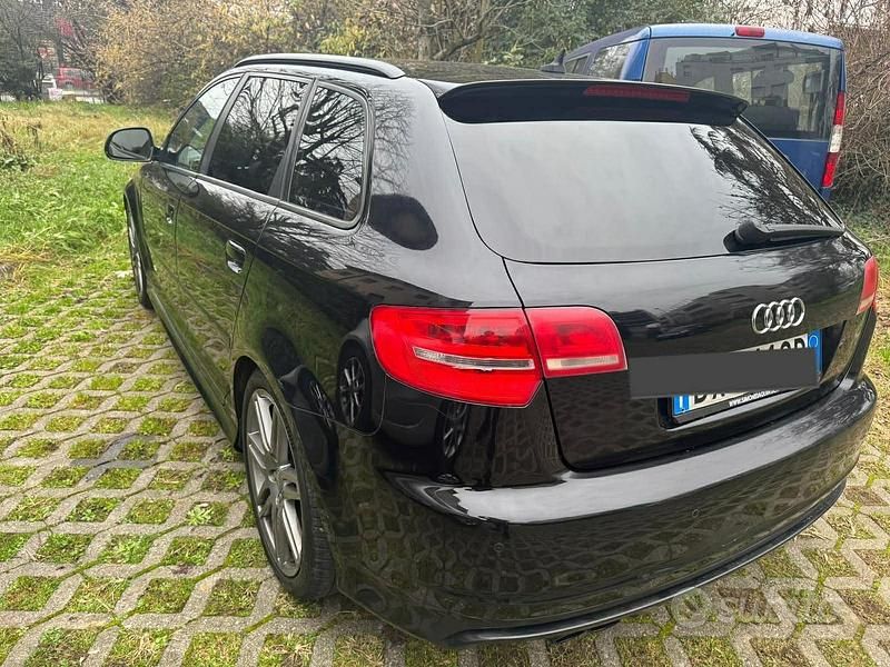 Usata 2009 Audi S3 Tre volumi | 8000 € (Super prezzo) - Immagine 1/4