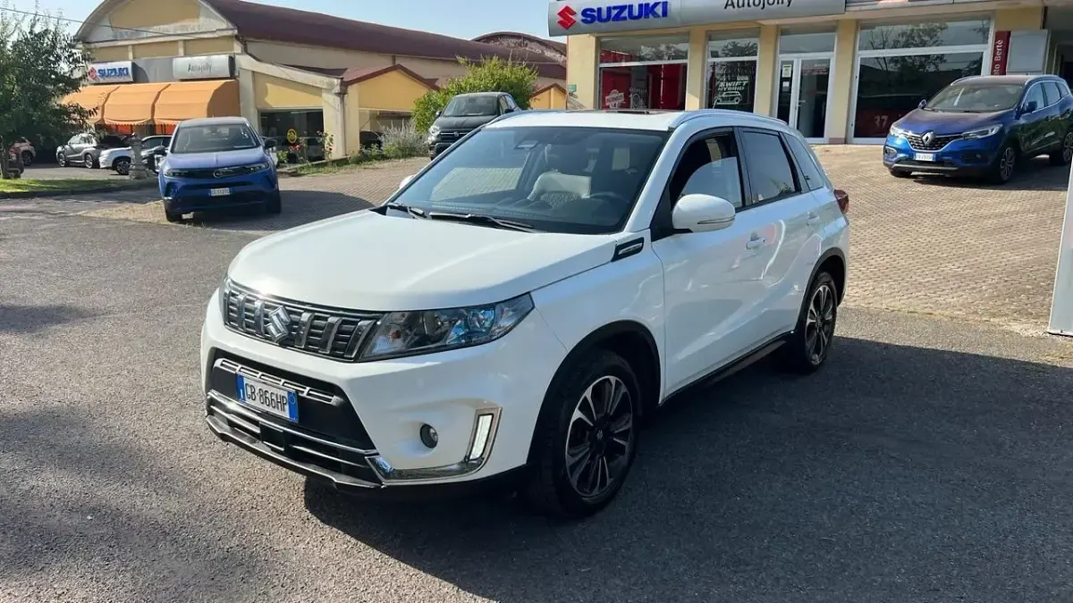 Usata Suzuki Vitara 129 CV (94 kW) 2020 Bianco SUV
