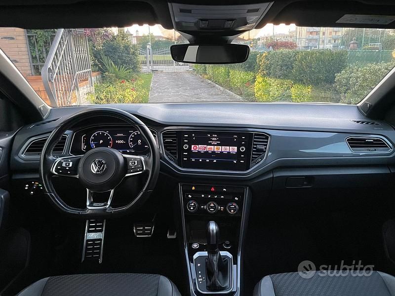 Usata VW T-Roc R-line 150 CV (110 kW) 2019 Nero SUV