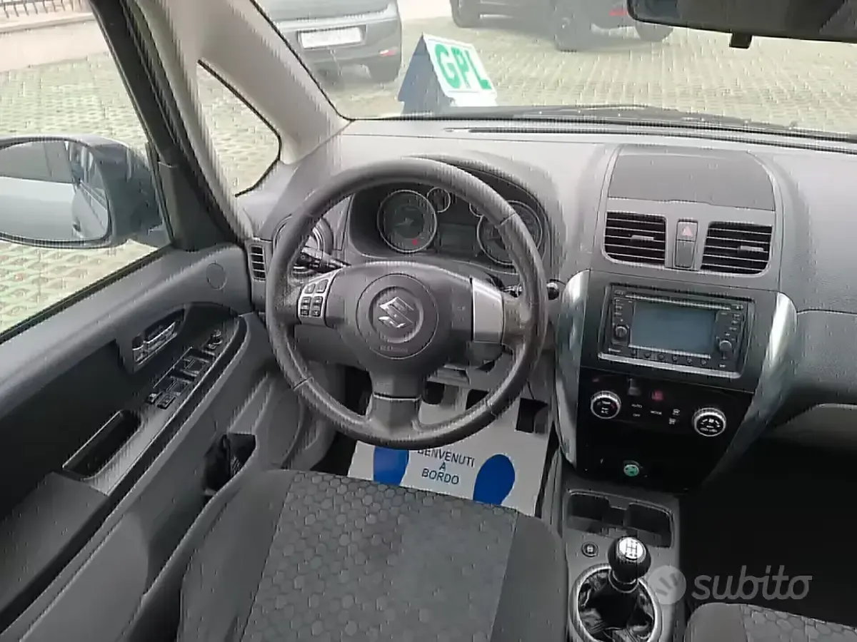 Usata Suzuki SX4 112 CV (82 kW) 2011 Grigio Station wagon