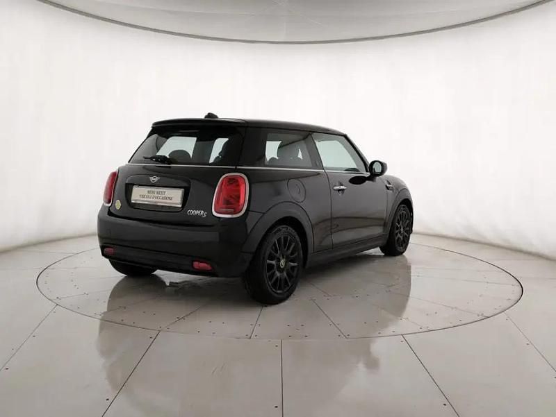 Usata Mini Cooper SE 75 kW (102 CV) 2021 Nero Utilitaria