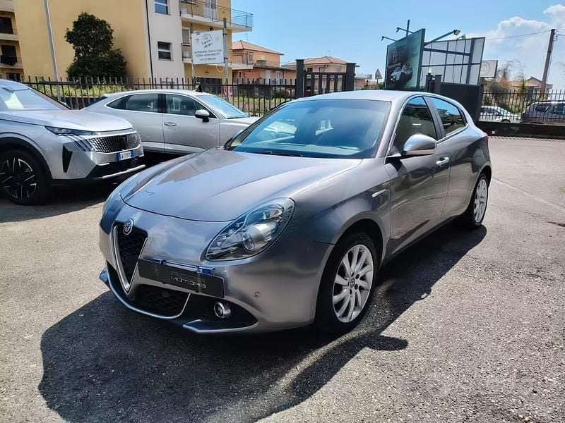 Usata Alfa Romeo Giulietta 120 CV (88 kW) 2020 Grigio Utilitaria