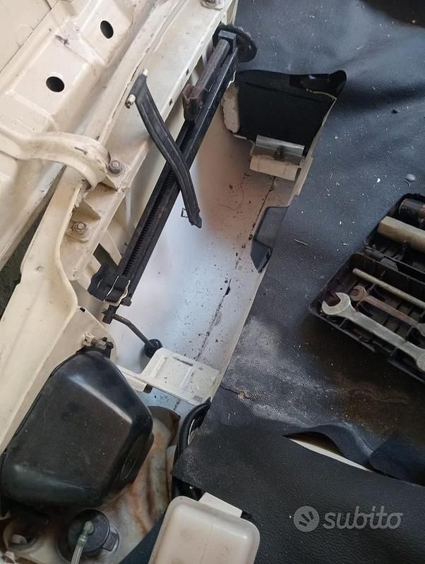 Usata Fiat 126 24 CV (17 kW) 1984 Giallo Utilitaria