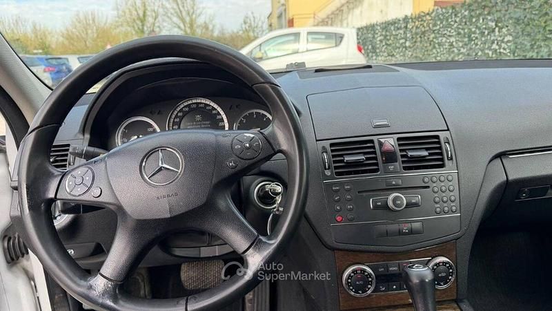 Usata Mercedes C220 Avantgarde 170 CV (125 kW) 2009 Other Station wagon