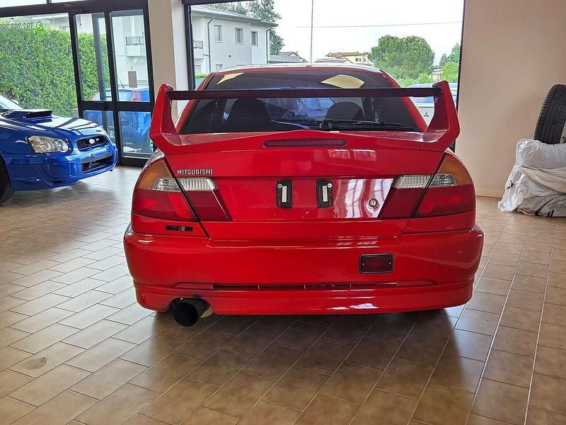 Usata Mitsubishi Lancer 280 CV (205 kW) 1998 P85g Berlina