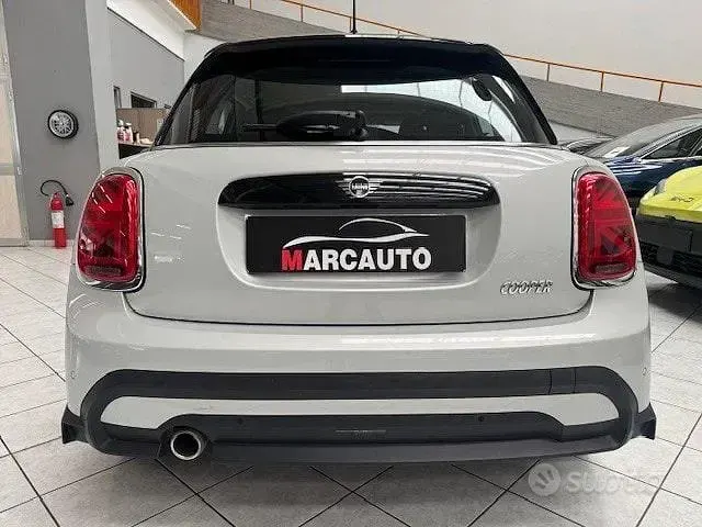 Usata Mini Cooper Classic 136 CV (100 kW) 2022 Bianco Utilitaria