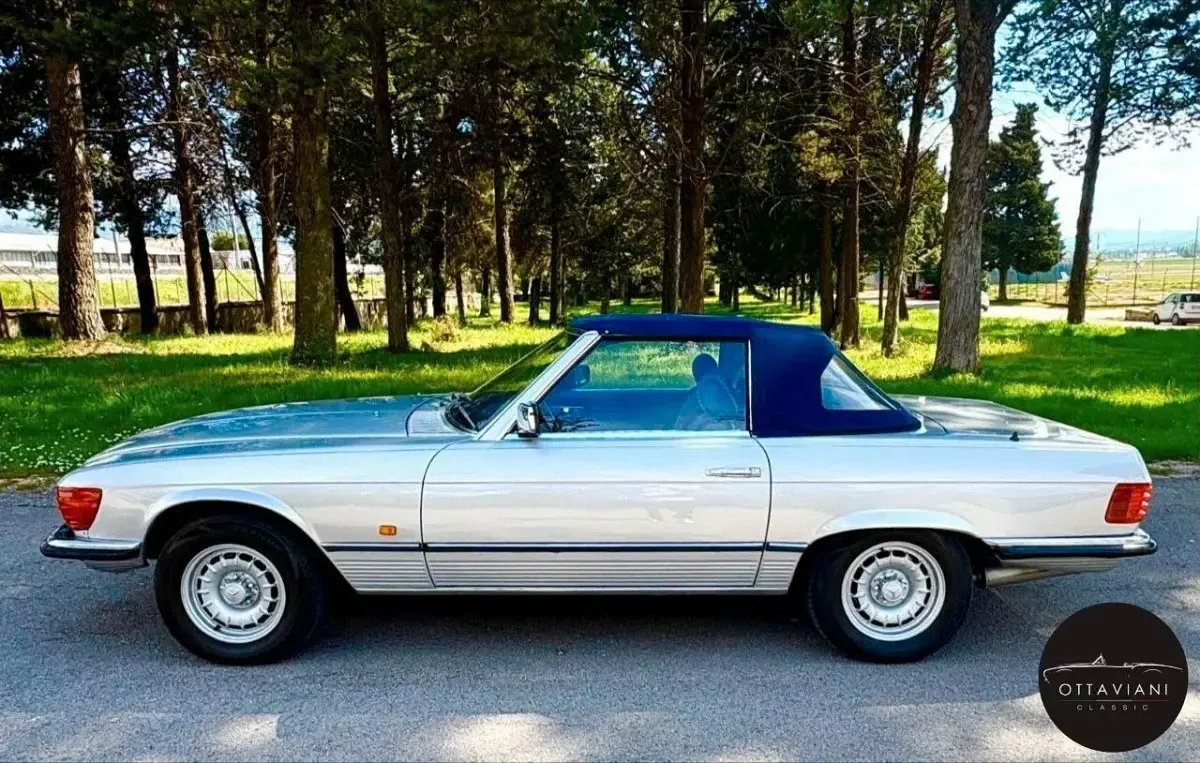 Usata Mercedes SL280 185 CV (136 kW) 1984 Argento Cabrio