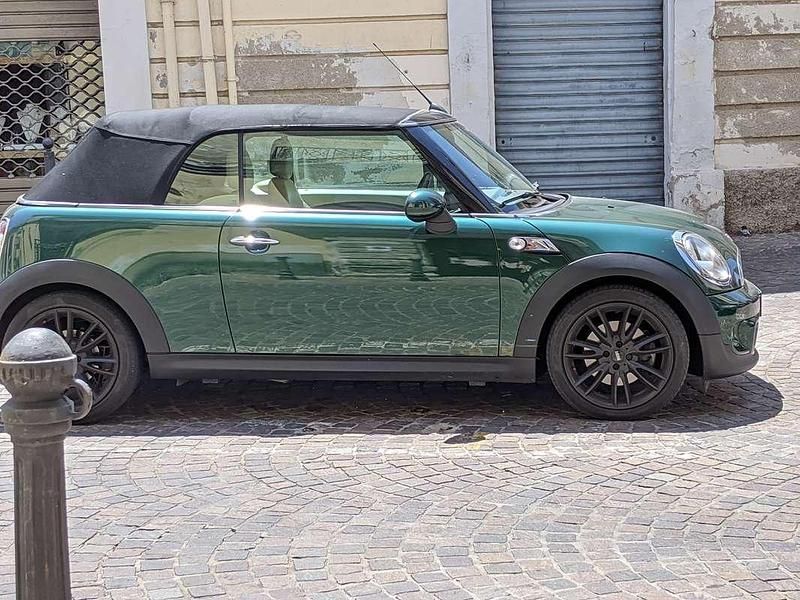 Usata Mini Cooper S Cabriolet 184 CV (135 kW) 2012 Verde Cabrio