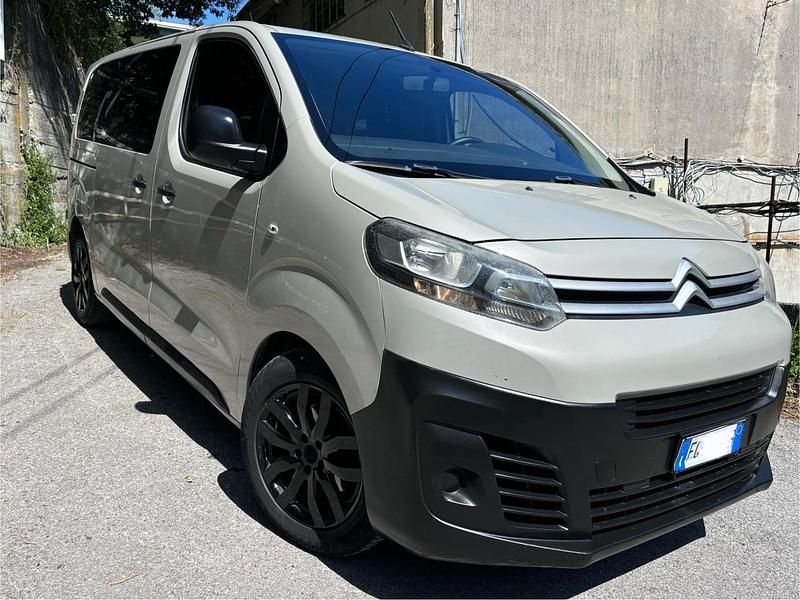 Usata Citroën Jumpy 176 CV (129 kW) 2016 Grigio Monovolume